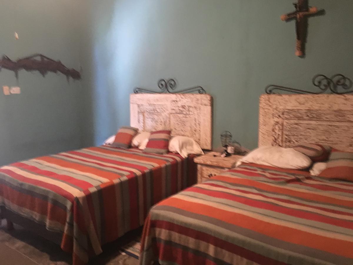 Hostal Dona Carlota Hotel Cuatrocienegas de Carranza Luaran gambar